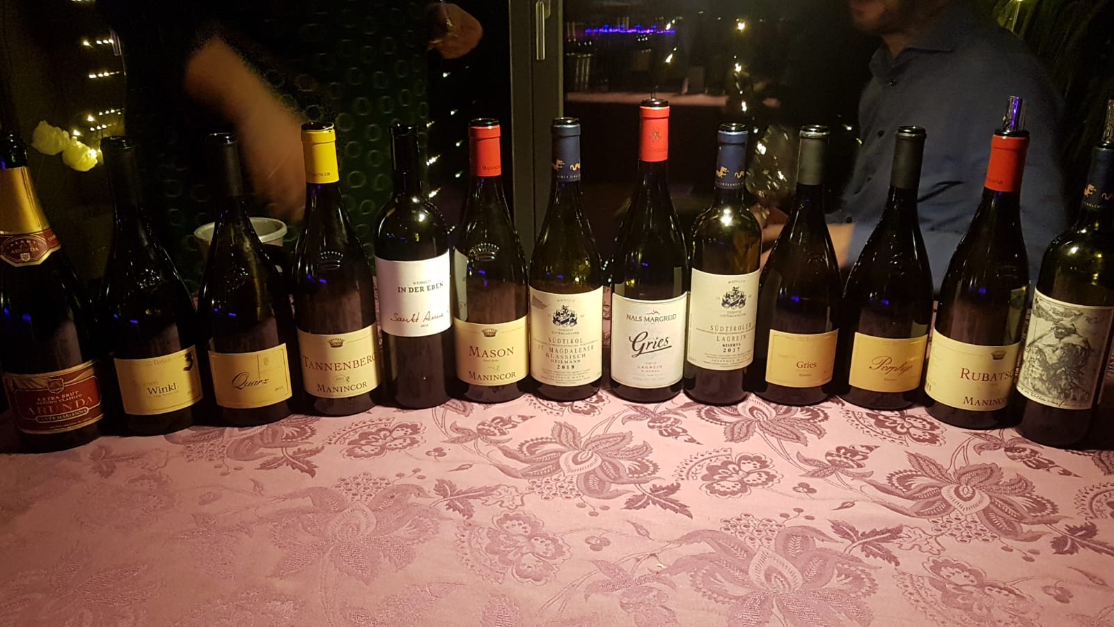 Mehr über den Artikel erfahren Freitag 14.01.2022 Live-Meeting bei R+M „Weine Südtirols“ mit Präsentation (Mks/Ai) – Umlage –